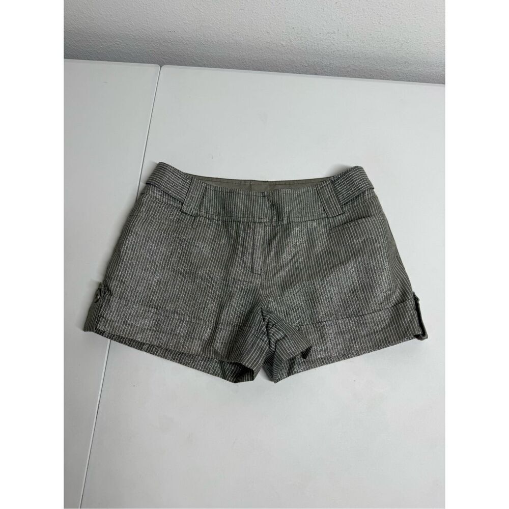 Rare Clockhouse Women’s Gray Silver Shorts Size 36 EU/ 6 US See Description